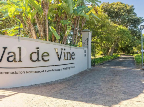 Val de Vine Guesthouse
