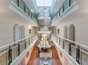 Adalya Port Hotel