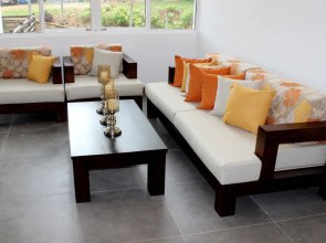 Hillcrest Villa