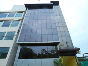 OYO 9246 Paradise Inn