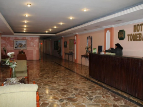 Hotel Tomebamba