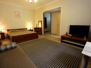 Nadezhda Apartment on Nauryzbay Batyra 37/1