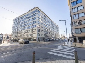Modern, Renovated Studio With Open Views