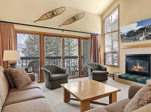 Riverside Condos B204 by Avantstay Condo Close To Downtown, Town Park & Ski Lift #8