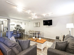 731 East Durant Avenue Condo Unit 22