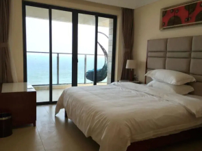 Sunshine Coast Holiday Apartment