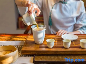 Qinhuangdao Four Arts Hotel