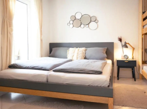 Sohana Lifestyle Apartments I Leilani's & Saskia's Home I Rust