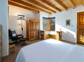 Sun Mountain View, 2 Bedrooms, Fireplace, Balcony, Sleeps 6