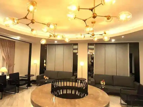 Three R Hotel