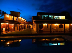 CASA de praia com PISCINA, CHURRASQUEIRA, 05 QUARTOS para até 20 PESSOAS