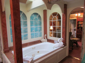 Serenity Inn Newport
