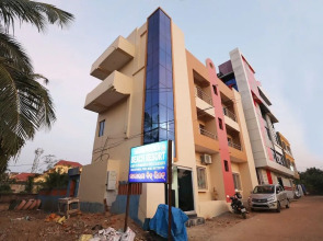 OYO 22955 Hotel Manorama