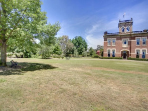 Highton Manor