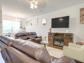Pets Welcome! Family Townhome w/ Yard in Atlanta