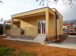 Apartments Lea by the Pebble Beach Jaz