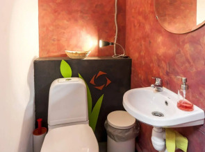 Fabrika Hostel&Gallery