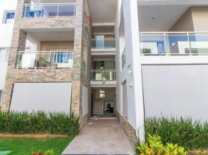 Modern 2BR Apartment - Paseo del Mar