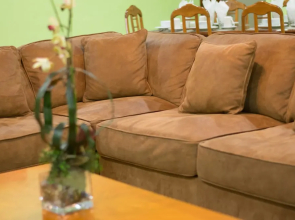 Beverly's Oasis Suites