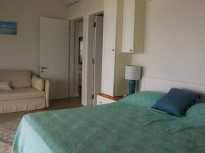 Sea Rock by Horizon Holidays