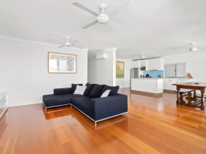 Beachfront Luxury 3 Beds With Ocean View Balcony