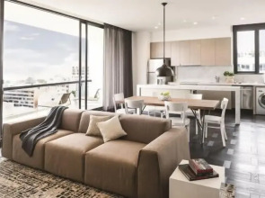 w Spacious 3BR w View in El Nogal