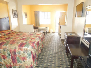 Homegate Inn and Suites