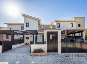 Hg07 Adjacent to Aphrodite Hills- Private Pool, Large Terrace