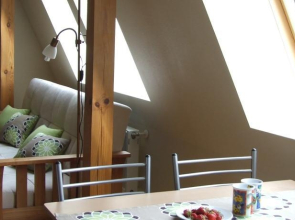 Sunlit Loft Apartment Riga