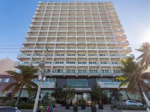 Royalty Barra Hotel