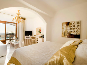 Gold Suites