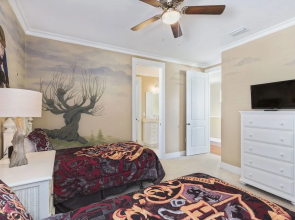 Reunion Resort Pool Home 5 Br home by RedAwning