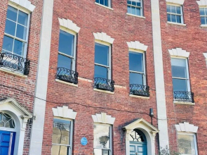 Unique Clifton Apartment on Historic Crescent
