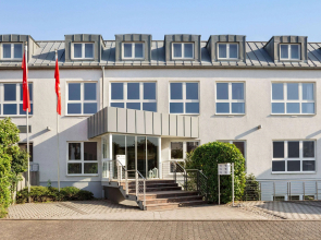Amedia Frankfurt Russelsheim Trademark Collection by Wyndham Hotel