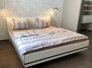 Penthouse Moselle Jewel I