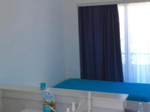 Antomar Apartments and Studios