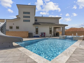 The Splash Yard 5 Bedroom Home