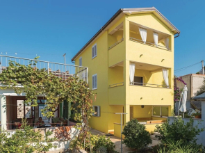 Beautiful Home in Rogoznica With Wifi and 2 Bedrooms