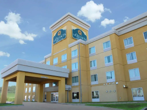 La Quinta Inn & Suites by Wyndham Bismarck