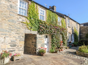 6 Kings Court
