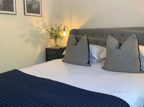 Lux 2 Bedroom Ground Floor Apartment