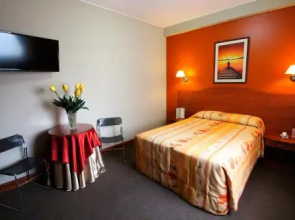 Hotel Javier Prado Inn