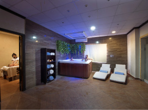 Amwaj Oyoun Resort & Casino