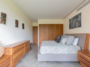 Elegant 2 Units in one 3BR Stunning Pools Best Amenities Wifi Concierge
