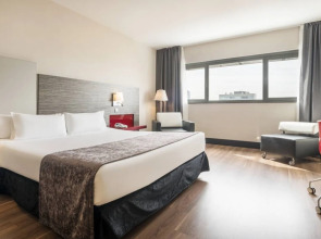 Отель Ilunion Les Corts Spa
