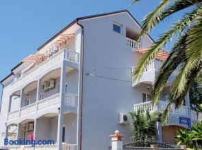 Apartments Meri-Puntamika