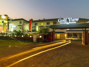 Golf View Hotel and Suites - Airport Hotel