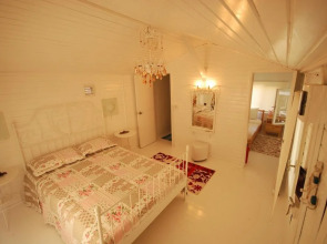 Lukkies Lodge
