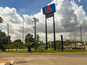 Motel 6 – Lake City, Fl – Medical Center