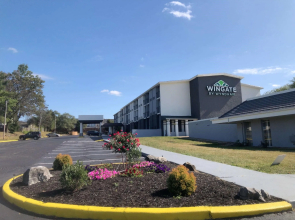 Best Value Inn Bloomington